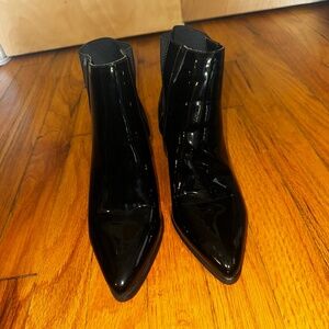 Forever 21 Black Patent Leather Ankle Booties - Size 6
